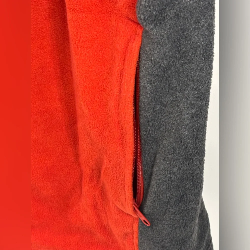 Columbia Vibrant Red and Charcoal Vest